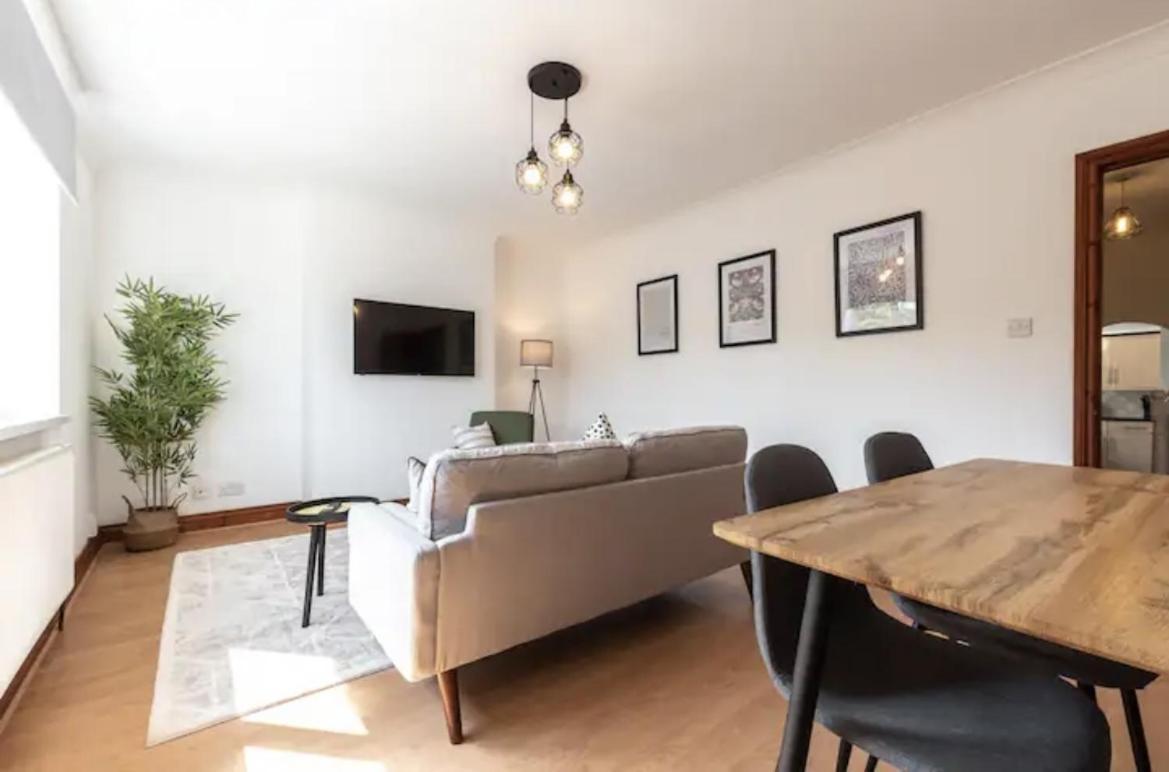 Metropolitan - 2 Bed, Private Parking Apartment, Great Commercial Home From Home Stay! Southampton Exterior foto